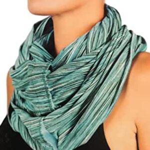 Champion▪️Lightweight Snap Scarf